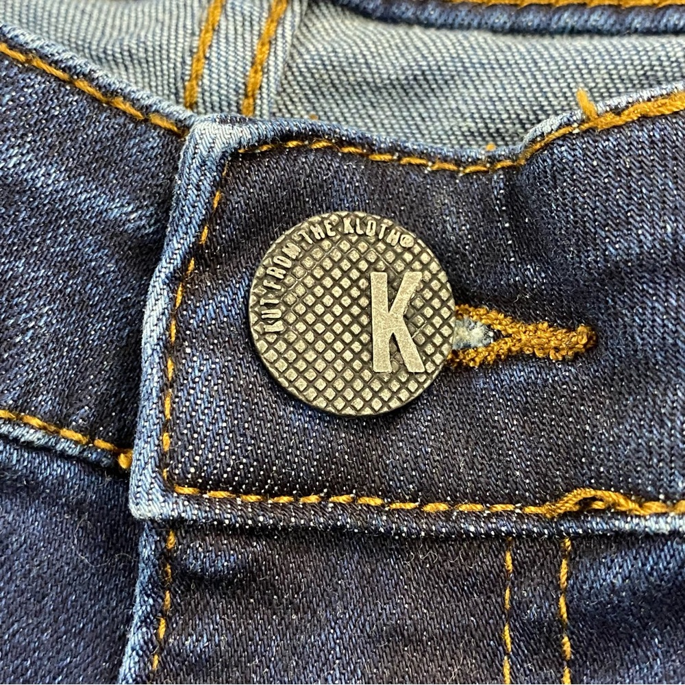 Kut from the Kloth Catherine Boyfriend Jeans 10 - Picture 9 of 11